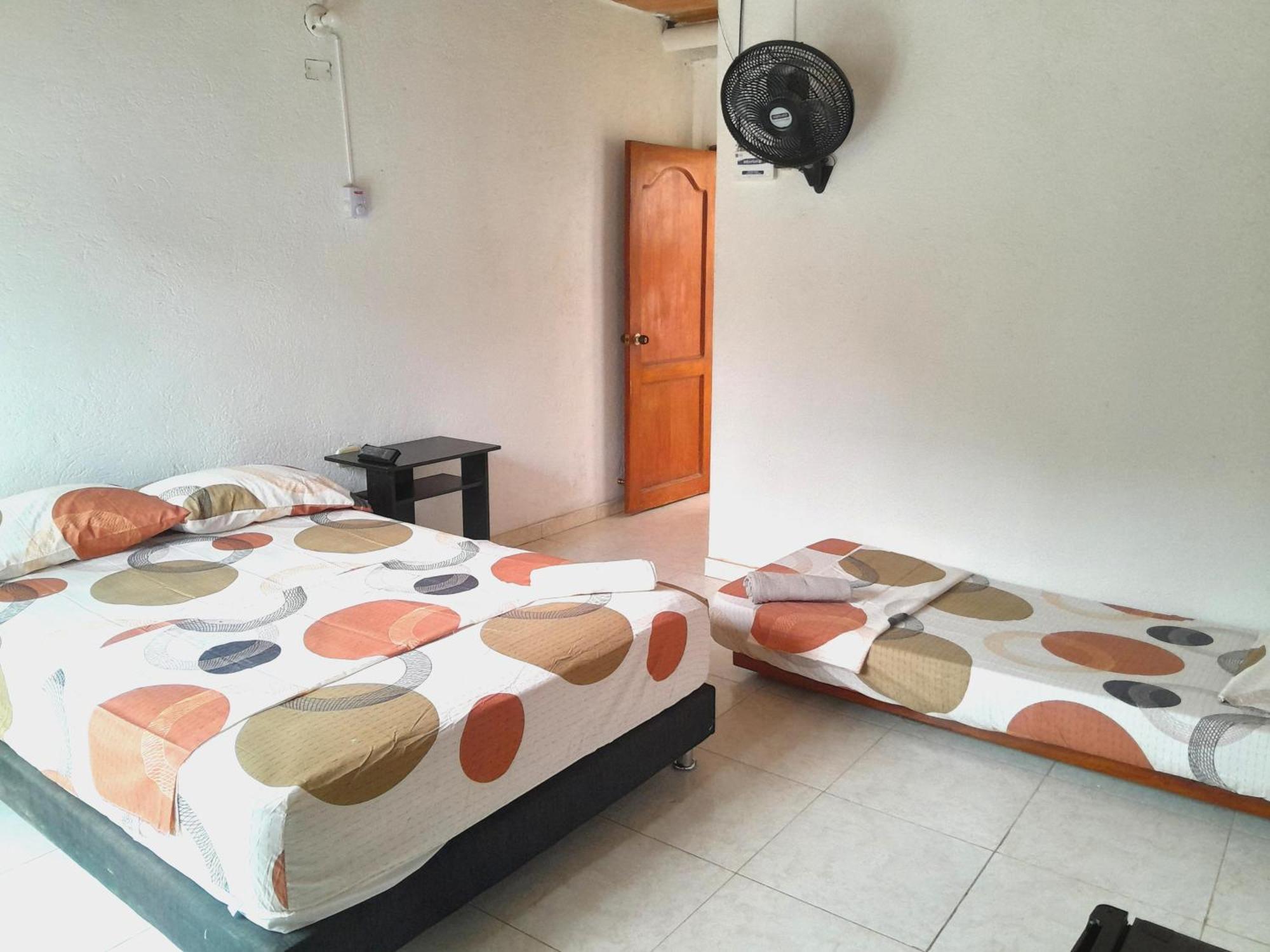 Hotel Casa Tara à Taganga Extérieur photo